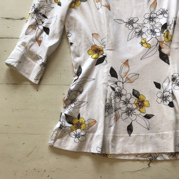 Anthropologie  t.la Rooney White Floral Peplum Top - Picture 6 of 9